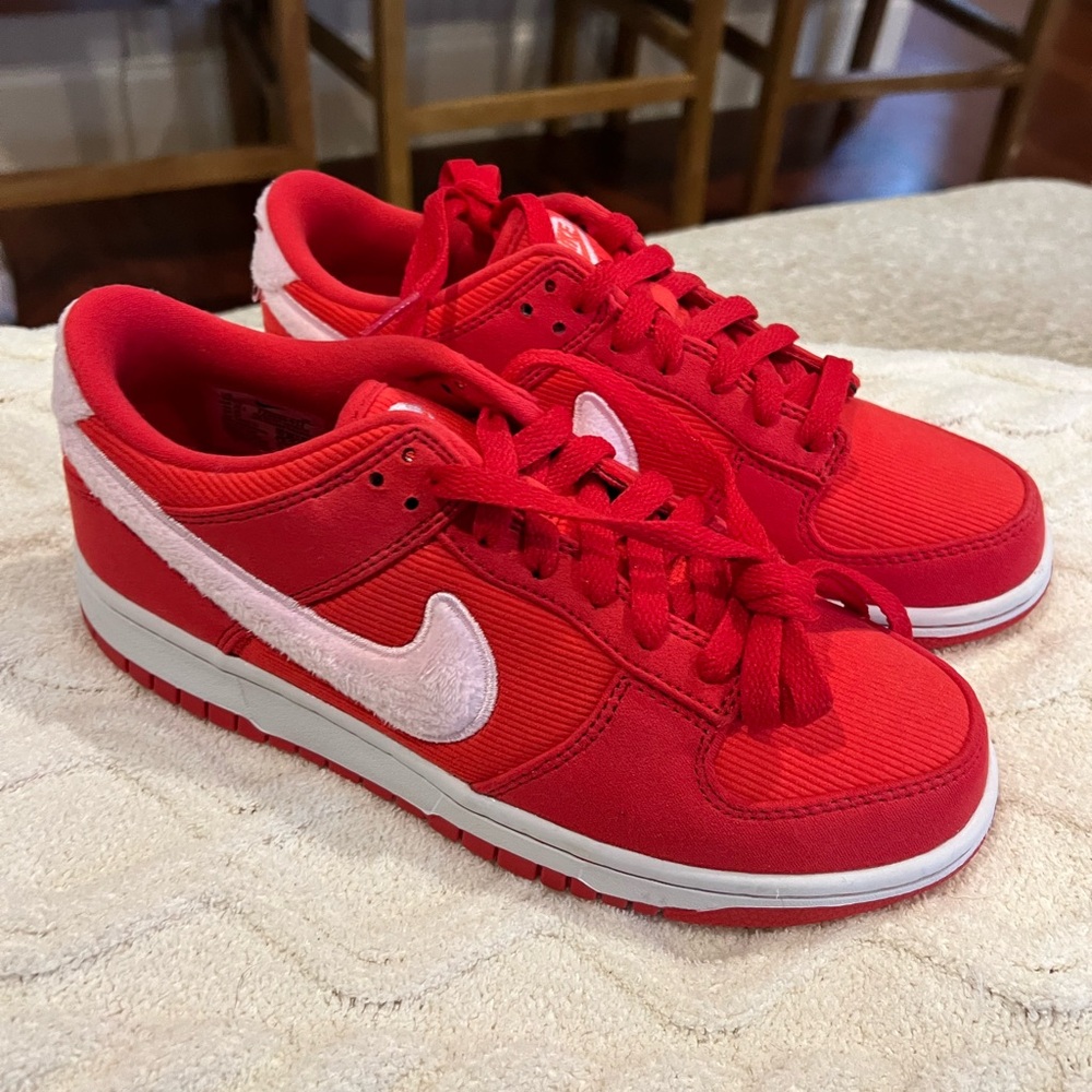 Nike Dunk Low Valentine’s Day 2024 Size 6y/ 7.5 Women FZ3548-612 Red NEW no box